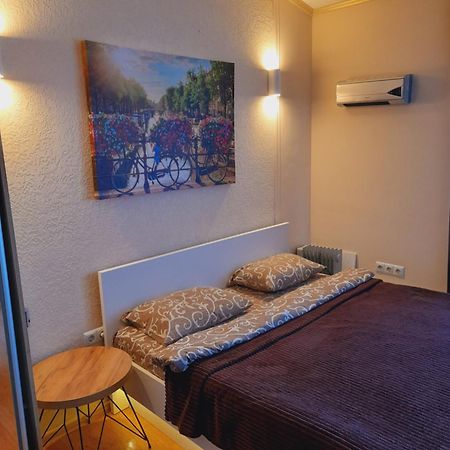 Studio Apartments In Center Mini 5 Поверх Без Ліфту 伊万诺-弗兰科夫斯克 客房 照片